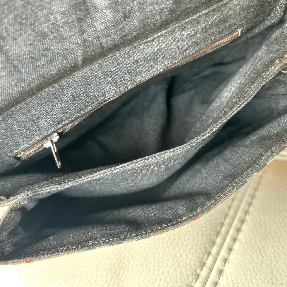 Burberry Nova Check Crossbody Vintage Bag - Picture 8 of 15